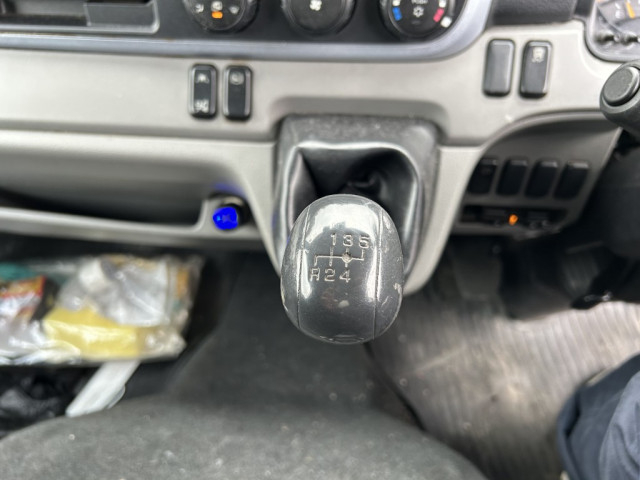 三菱ふそう キャンター 小型 冷蔵冷凍バン TPG-FBA50(102207) 29枚目