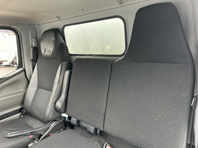 三菱ふそう キャンター 小型 冷蔵冷凍バン TPG-FBA50(102207) 36枚目