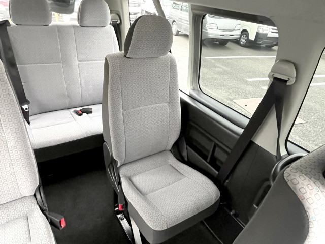 トヨタ 小型 バス QDF-GDH223B(102209) 16枚目