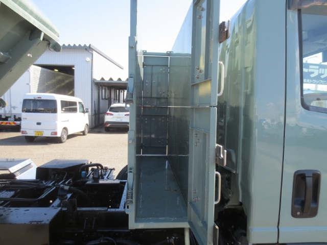 いすゞ エルフ 小型 塵芥車（プレス式） TPG-NMR85AN(102210) 17枚目
