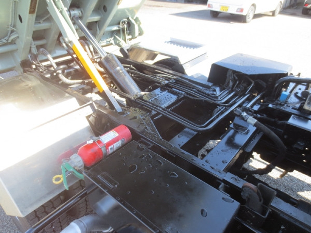 いすゞ エルフ 小型 塵芥車（プレス式） TPG-NMR85AN(102210) 19枚目