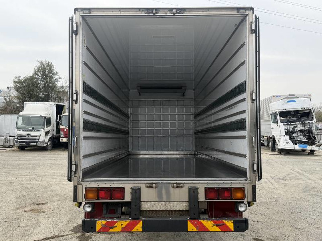 日野 レンジャー 中型 冷蔵冷凍バン TKG-FD7JLAA(102211) 9枚目