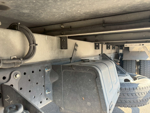 いすゞ エルフ 小型 冷蔵冷凍バン TKG-NPR85AN(102217) 14枚目