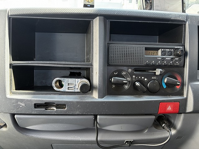 いすゞ エルフ 小型 平ボディ TKG-NJR85A(102215) 44枚目