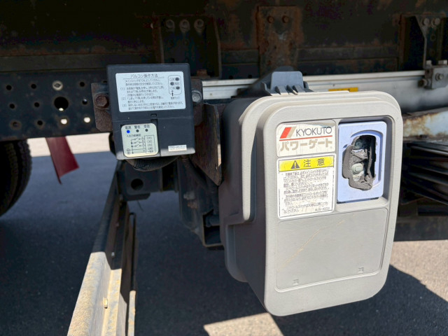 三菱ふそう キャンター 小型 冷蔵冷凍バン TKG-FEB90(102219) 23枚目