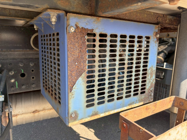 三菱ふそう キャンター 小型 冷蔵冷凍バン TKG-FEB90(102219) 26枚目