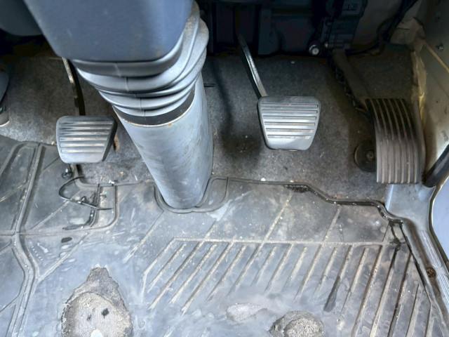 三菱ふそう キャンター 小型 冷蔵冷凍バン TKG-FEB90(102219) 41枚目