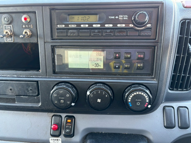 三菱ふそう キャンター 小型 冷蔵冷凍バン TKG-FEB90(102219) 45枚目