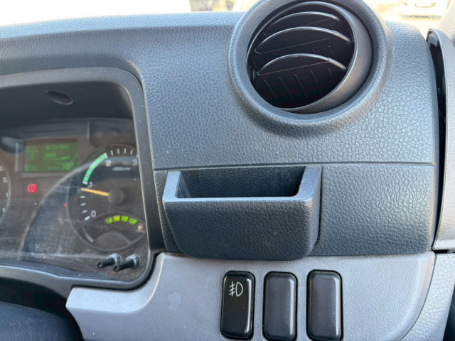 三菱ふそう キャンター 小型 冷蔵冷凍バン TKG-FEB90(102219) 47枚目