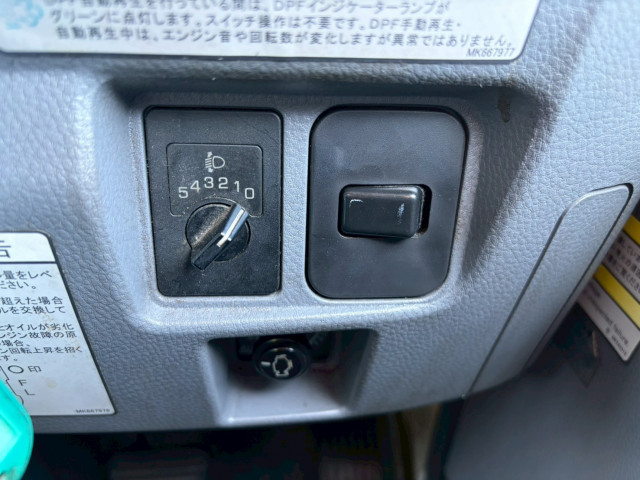 三菱ふそう キャンター 小型 冷蔵冷凍バン TKG-FEB90(102219) 48枚目