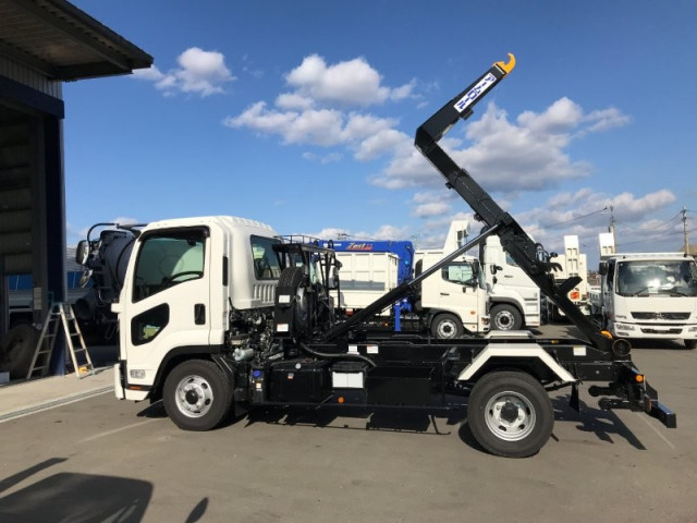 いすゞ フォワード 中型 コンテナ専用車 2RG-FRR90S4(102222) 6枚目