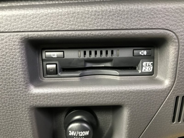 いすゞ フォワード 中型 コンテナ専用車 2RG-FRR90S4(102222) 16枚目