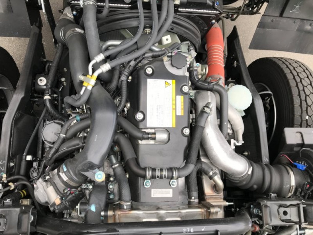 いすゞ フォワード 中型 コンテナ専用車 2RG-FRR90S4(102222) 18枚目