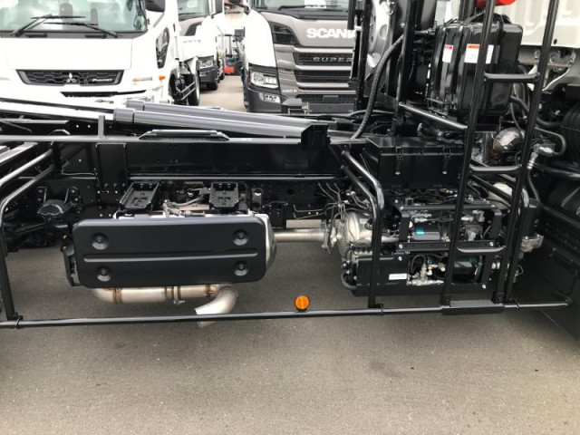 いすゞ フォワード 中型 コンテナ専用車 2RG-FRR90S4(102222) 32枚目