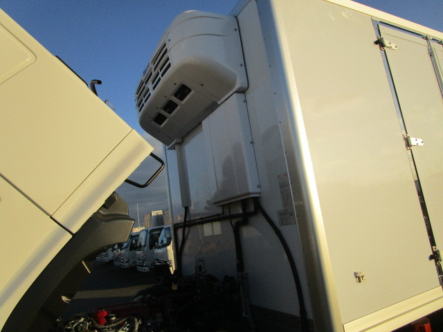 日野 レンジャー 中型 冷蔵冷凍バン 2PG-FD2ABG(102225) 33枚目