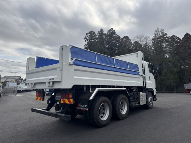 いすゞ ギガ 大型 土砂ダンプ 2RG-CXZ77DT(102227) 3枚目