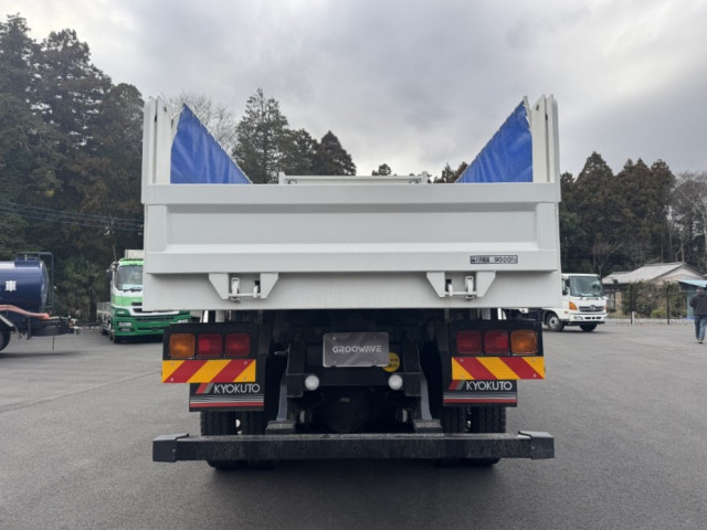 いすゞ ギガ 大型 土砂ダンプ 2RG-CXZ77DT(102227) 8枚目