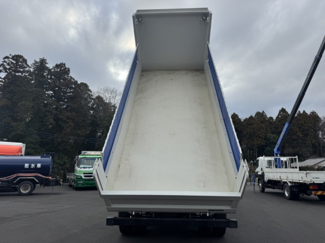 いすゞ ギガ 大型 土砂ダンプ 2RG-CXZ77DT(102227) 9枚目