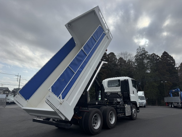 いすゞ ギガ 大型 土砂ダンプ 2RG-CXZ77DT(102227) 12枚目