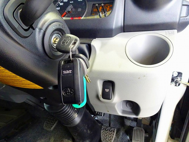 トヨタ ダイナ 小型 平ボディ 2PG-GDY281(102228) 17枚目