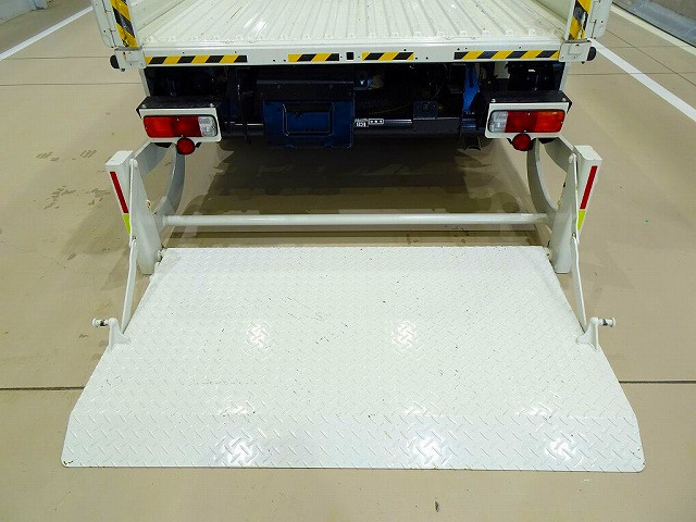 トヨタ ダイナ 小型 平ボディ 2PG-GDY281(102228) 28枚目