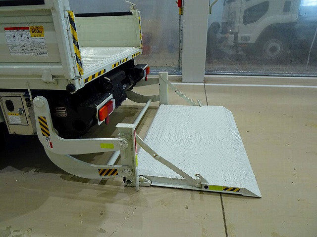 トヨタ ダイナ 小型 平ボディ 2PG-GDY281(102228) 29枚目