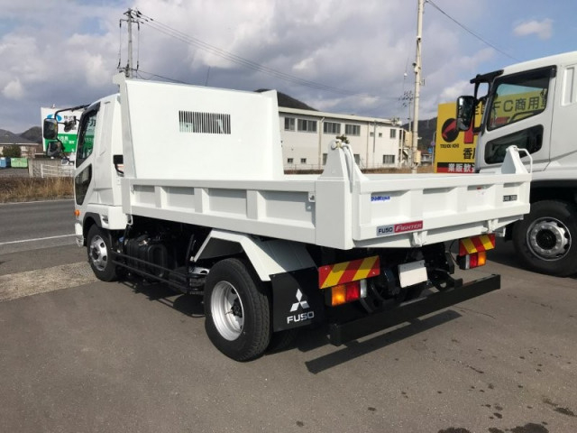 三菱ふそう ファイター 中型 土砂ダンプ 2KG-FK62F(102230) 3枚目