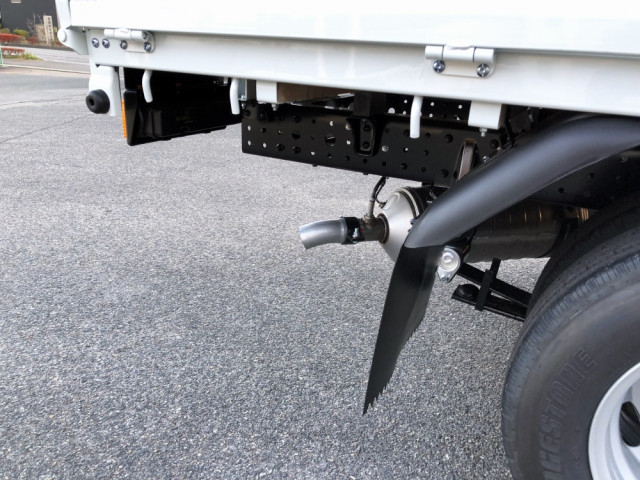 三菱ふそう キャンター 小型 平ボディ 2RG-FBA20(102229) 20枚目