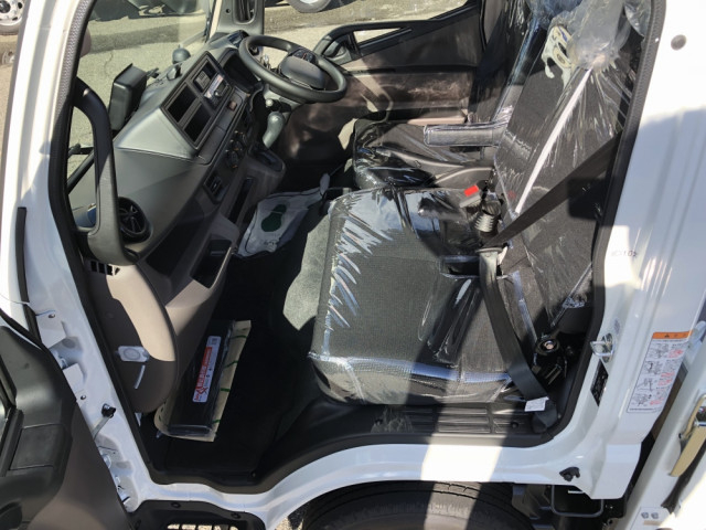 三菱ふそう キャンター 小型 平ボディ 2RG-FBA20(102229) 33枚目