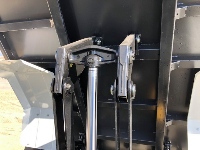 三菱ふそう ファイター 中型 土砂ダンプ 2KG-FK62F(102231) 31枚目