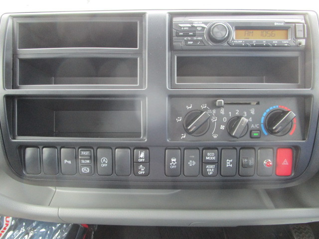 日野 デュトロ 小型 平ボディ（クレーン付） 2KG-XZU720M(102233) 16枚目