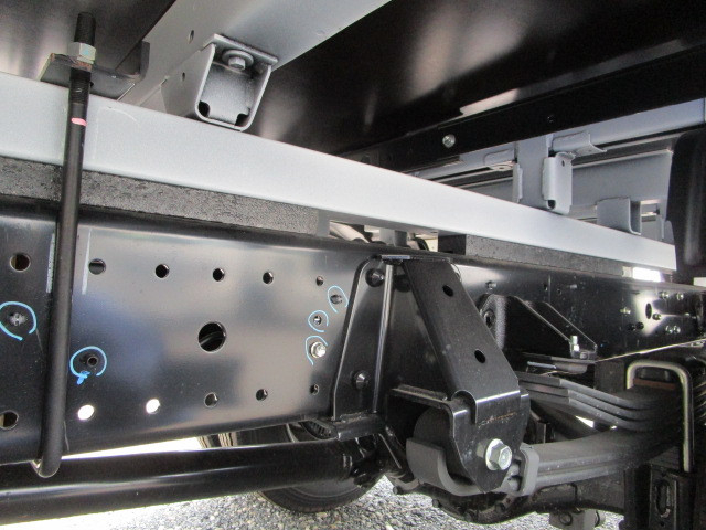 日野 デュトロ 小型 平ボディ（クレーン付） 2KG-XZU720M(102233) 37枚目