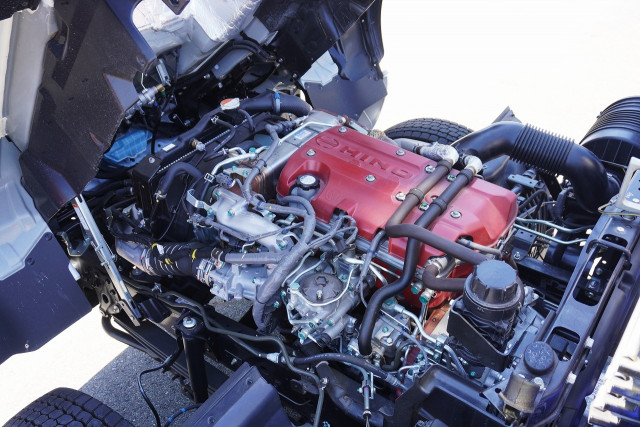 日野 レンジャー 中型 平ボディ（クレーン付） 2KG-FD2ABA(102234) 25枚目