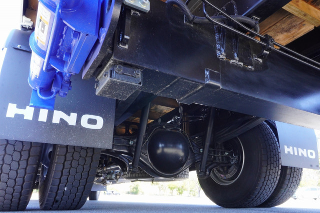 日野 レンジャー 中型 平ボディ（クレーン付） 2KG-FD2ABA(102234) 30枚目