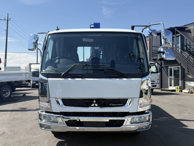 三菱ふそう ファイター 増トン 平ボディ（クレーン付） 2KG-FK62FZ(102235) 5枚目