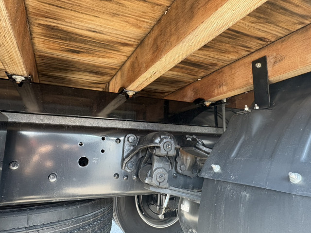 三菱ふそう ファイター 増トン 平ボディ（クレーン付） 2KG-FK62FZ(102235) 23枚目