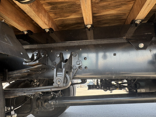 三菱ふそう ファイター 増トン 平ボディ（クレーン付） 2KG-FK62FZ(102235) 24枚目