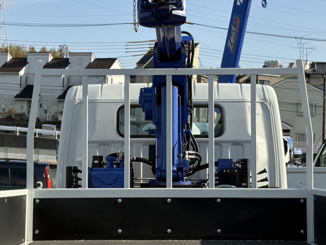 三菱ふそう キャンター 小型 平ボディ（クレーン付） 2PG-FEB80(102236) 13枚目