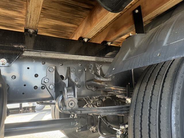 三菱ふそう ファイター 増トン 平ボディ（クレーン付） 2KG-FK62FZ(102235) 26枚目