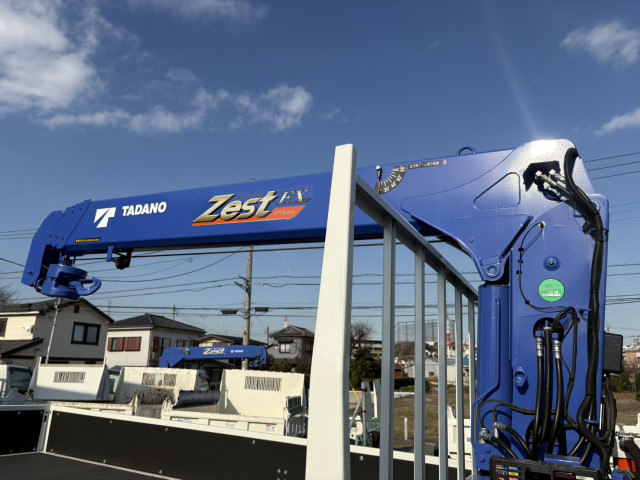 三菱ふそう キャンター 小型 平ボディ（クレーン付） 2PG-FEB80(102236) 16枚目