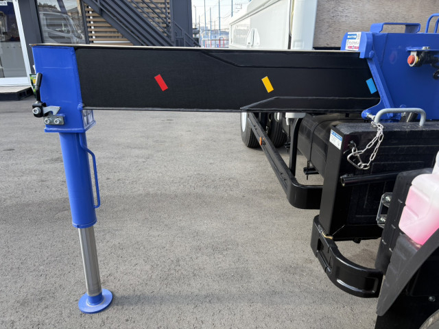 三菱ふそう キャンター 小型 平ボディ（クレーン付） 2PG-FEB80(102236) 17枚目