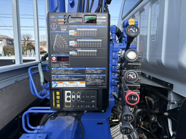 三菱ふそう キャンター 小型 平ボディ（クレーン付） 2PG-FEB80(102236) 19枚目