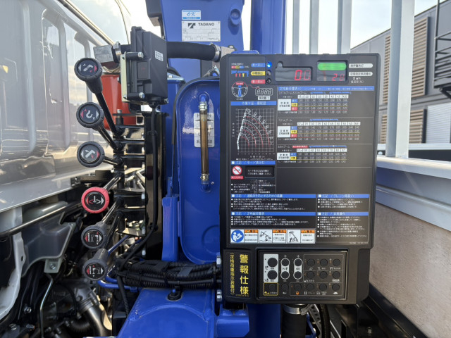 三菱ふそう キャンター 小型 平ボディ（クレーン付） 2PG-FEB80(102236) 20枚目