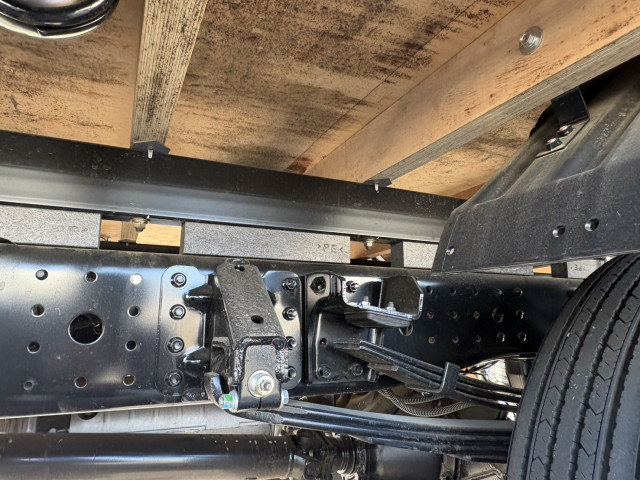 三菱ふそう キャンター 小型 平ボディ（クレーン付） 2PG-FEB80(102236) 25枚目