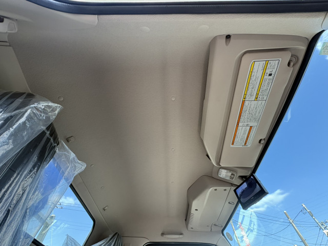 三菱ふそう キャンター 小型 平ボディ（クレーン付） 2PG-FEB80(102236) 37枚目