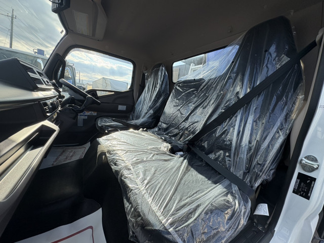 三菱ふそう キャンター 小型 平ボディ（クレーン付） 2PG-FEB80(102236) 39枚目