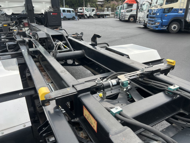 日野 レンジャー 中型 コンテナ専用車 2KG-FC2ABA(102237) 12枚目