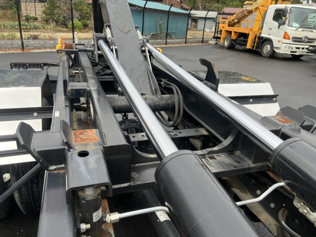 日野 レンジャー 中型 コンテナ専用車 2KG-FC2ABA(102237) 16枚目