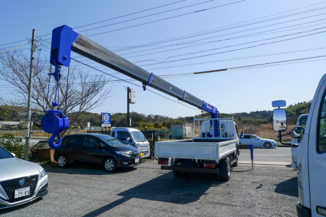 日野 デュトロ 小型 平ボディ（クレーン付） TKG-XZU695M(102240) 14枚目