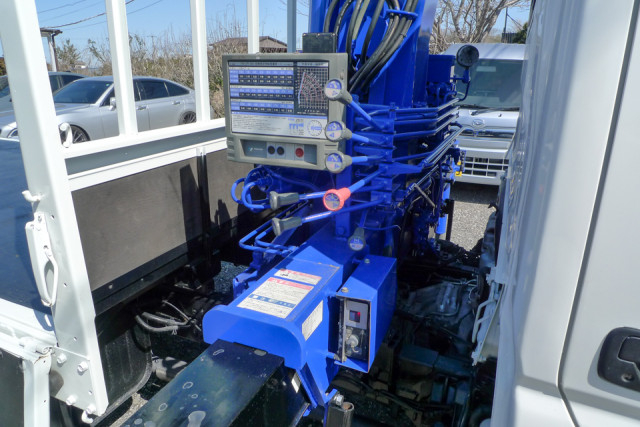 日野 デュトロ 小型 平ボディ（クレーン付） TKG-XZU695M(102240) 15枚目